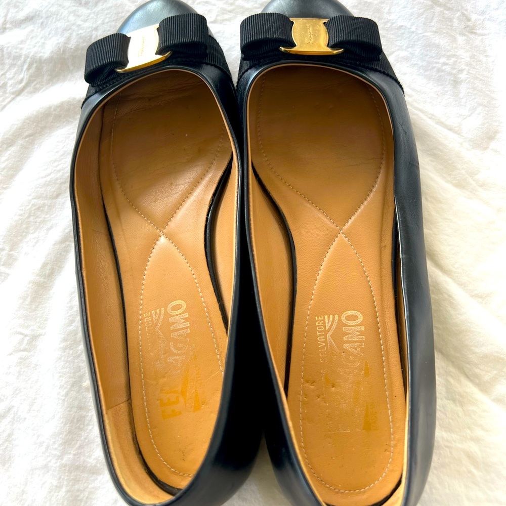 Salvatore Ferragamo flats